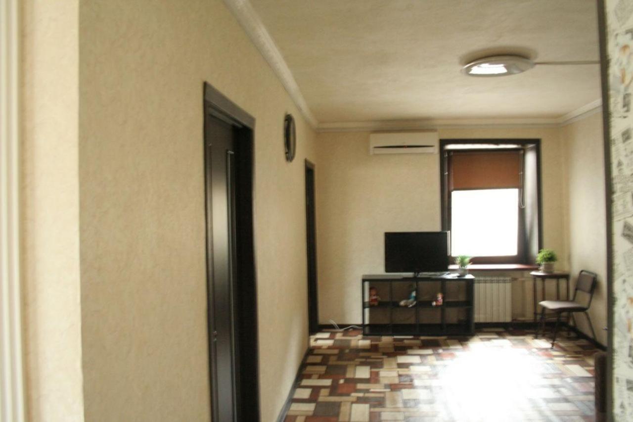 Сдам 3-Х Комнатную Квартиру ! Odessa Extérieur photo